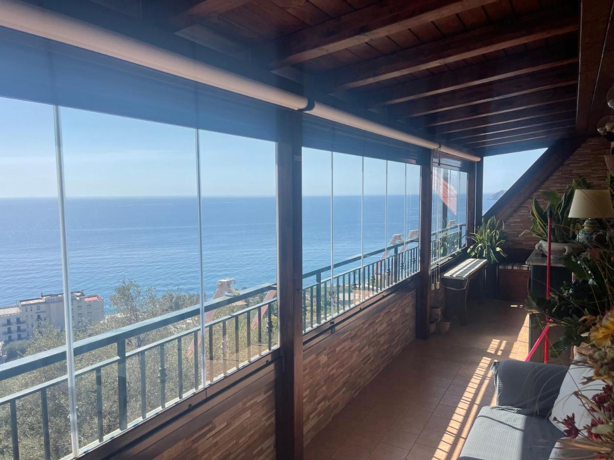 Casa Vacanze Cuzari Apartment Letojanni Exterior photo