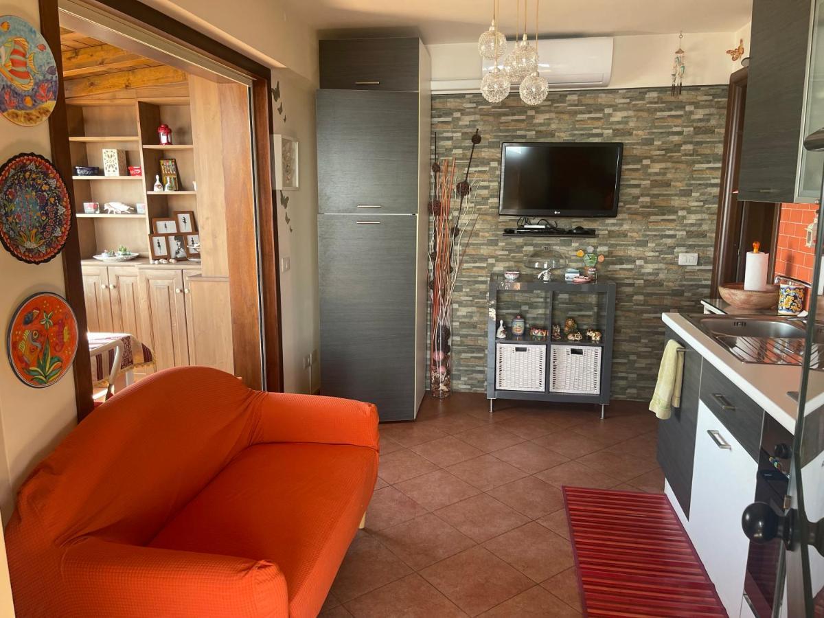 Casa Vacanze Cuzari Apartment Letojanni Exterior photo