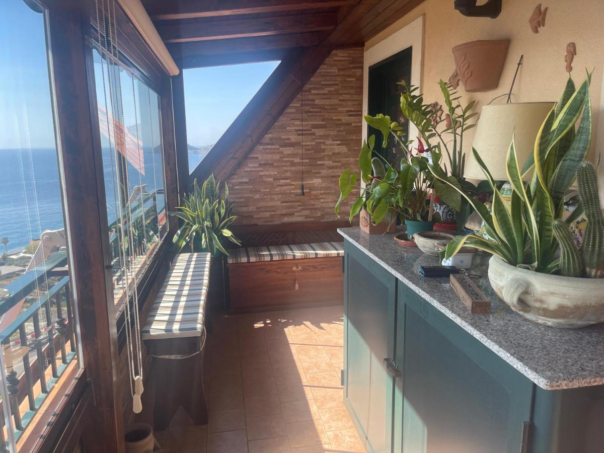 Casa Vacanze Cuzari Apartment Letojanni Exterior photo